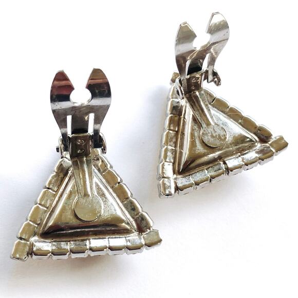 VTG Mid Century Mod Earrings Lucite Rhinestone Silver Tone Clip On Bold Sparkly - Picture 9 of 12